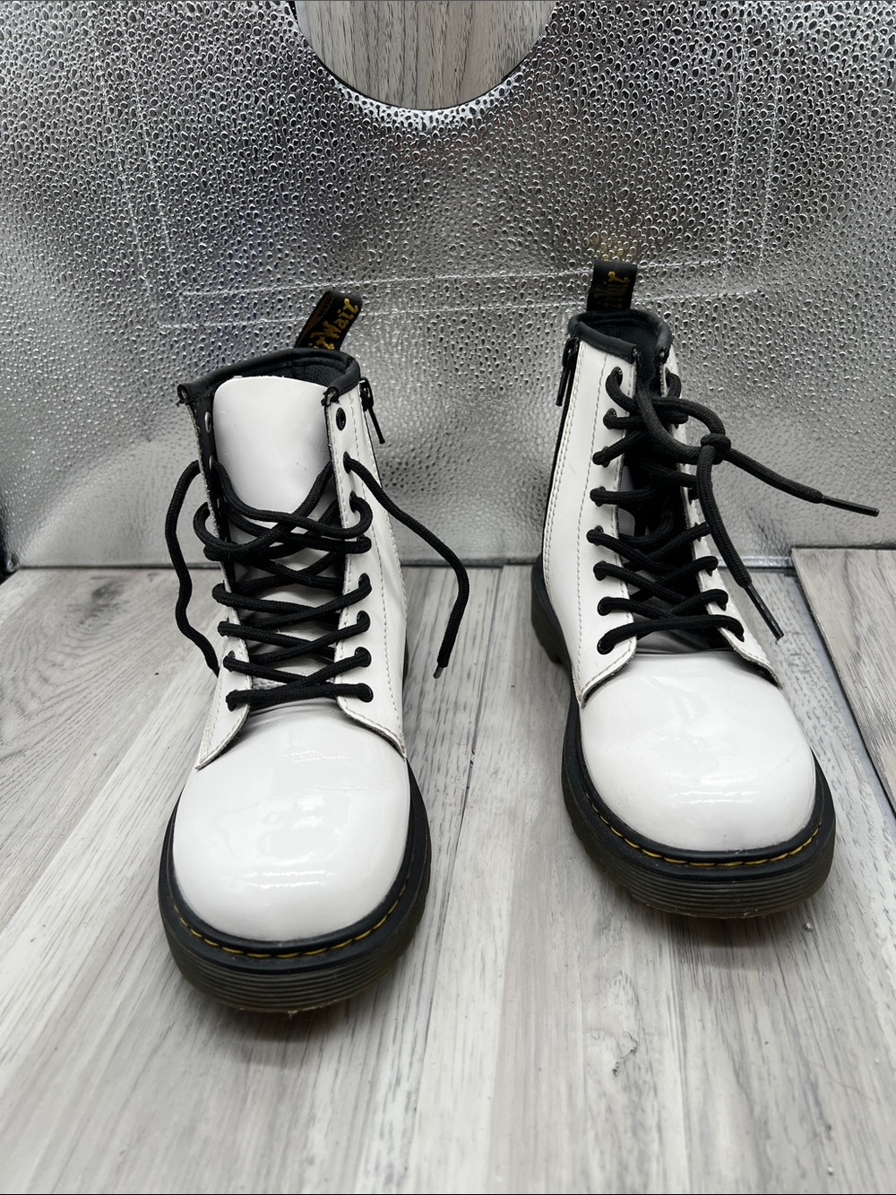 Dr. Martens White Patent Lace-Up 1460 J  Boots kids size 3